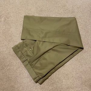 Men’s slim dress pants